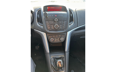 Opel Zafira 2.0CDTI 6+ 1 EURO 5 - автомобили, коли, обяви за нови и употребявани 11