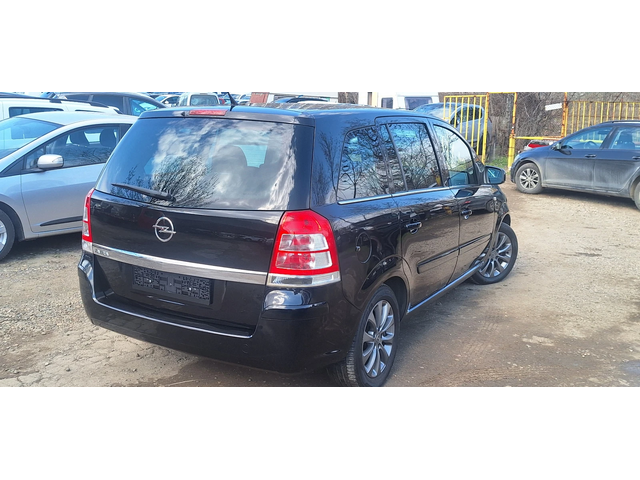 Opel Zafira 1.8 facelift 7 места!! - автомобили, коли, обяви за нови и употребявани 6