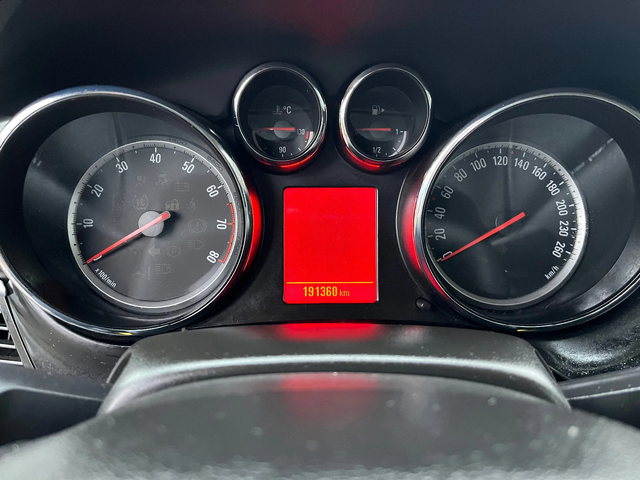 Opel Zafira 7 места - автомобили, коли, обяви за нови и употребявани 10