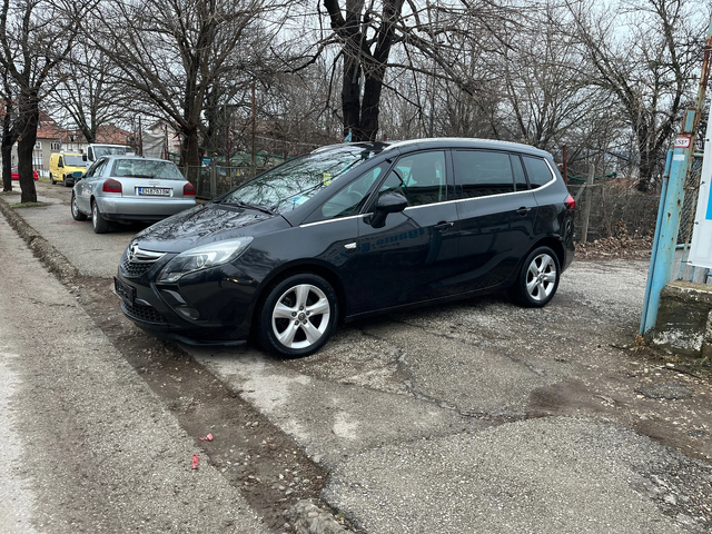 Opel Zafira 7 места - автомобили, коли, обяви за нови и употребявани 3