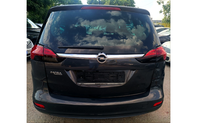 opel-zafira - 4