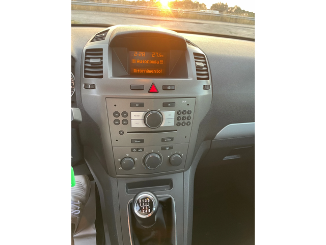 Opel Zafira 1.9CDTI-120-7mesta-ITALIA - автомобили, коли, обяви за нови и употребявани 13