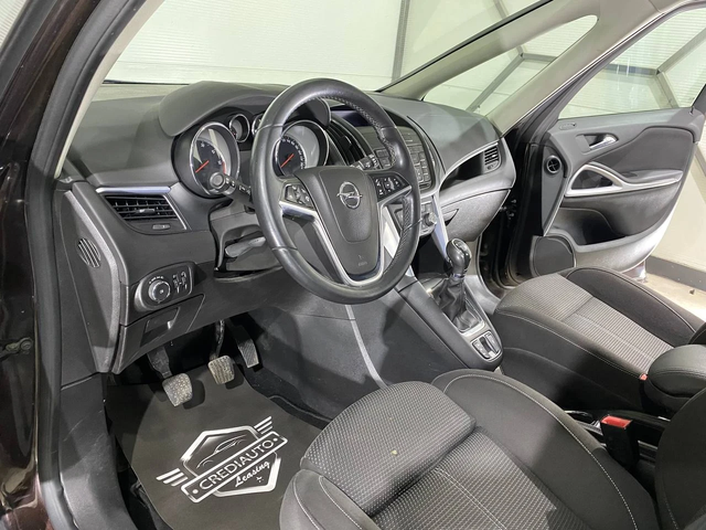 Opel Zafira 1.6D - автомобили, коли, обяви за нови и употребявани 6