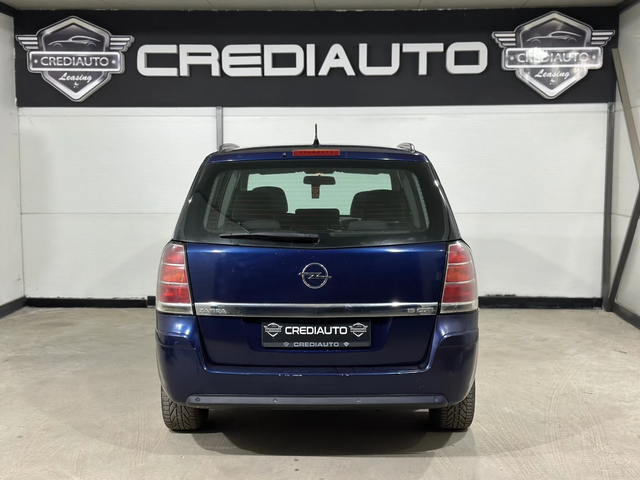 Opel Zafira 7 места - автомобили, коли, обяви за нови и употребявани 4