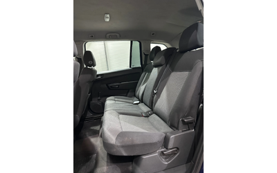 Opel Zafira 7 места - автомобили, коли, обяви за нови и употребявани 9