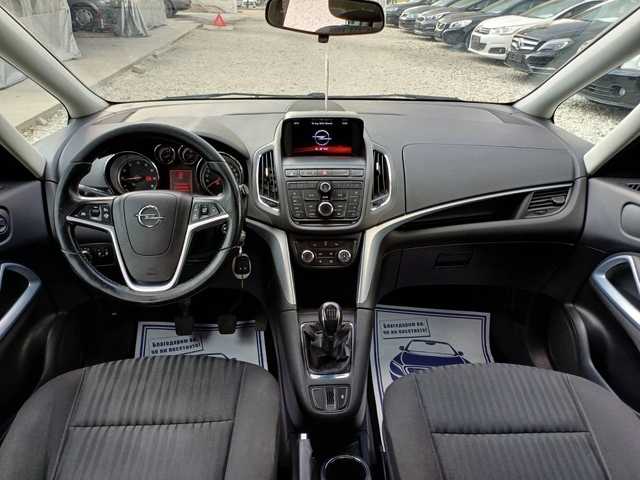 Opel Zafira 1.6i Turbo-EcoM* Navi* UNIKAT* - автомобили, коли, обяви за нови и употребявани 8