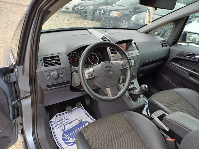 Opel Zafira 1.9cdti 120k.c * UNIKAT* - автомобили, коли, обяви за нови и употребявани 5