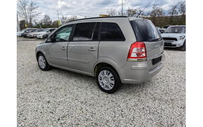 opel-zafira - 3