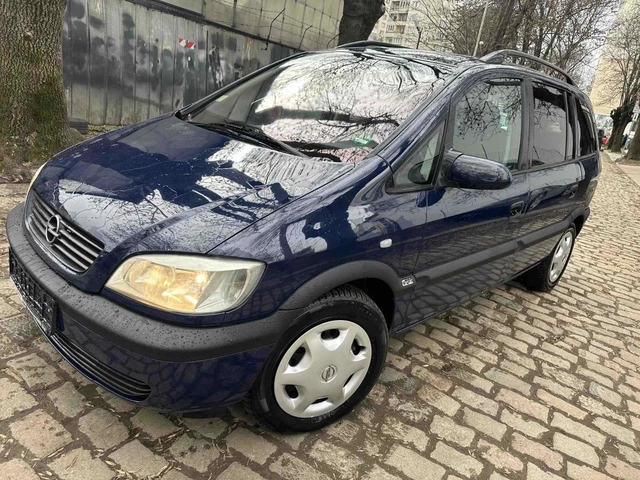 Opel Zafira - автомобили, коли, обяви за нови и употребявани 0