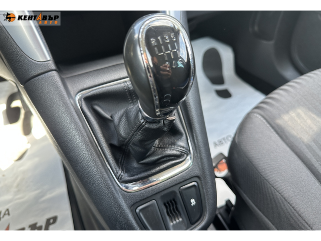Opel Zafira Tourer 1.4i 140 к.с./Фабрична газ/ГАРАНЦИЯ ОТ КЕНТАВЪР - автомобили, коли, обяви за нови и употребявани 12
