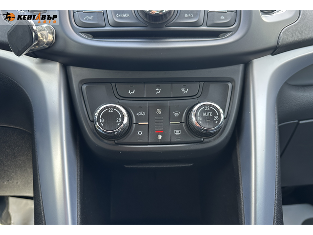 Opel Zafira Tourer 1.4i 140 к.с./Фабрична газ/ГАРАНЦИЯ ОТ КЕНТАВЪР - автомобили, коли, обяви за нови и употребявани 13