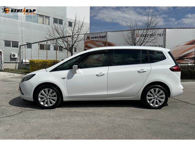 Opel Zafira Tourer 1.4i 140 к.с./Фабрична газ/ГАРАНЦИЯ ОТ КЕНТАВЪР - автомобили, коли, обяви за нови и употребявани 1