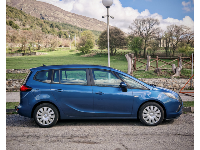 Opel Zafira Tourer 1.4T ФАБРИЧНА ГАЗ - автомобили, коли, обяви за нови и употребявани 3