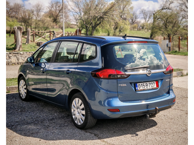 Opel Zafira Tourer 1.4T ФАБРИЧНА ГАЗ - автомобили, коли, обяви за нови и употребявани 6
