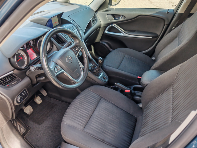 Opel Zafira Tourer 1.4T ФАБРИЧНА ГАЗ - автомобили, коли, обяви за нови и употребявани 8