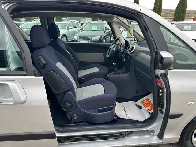 Peugeot 1007 - автомобили, коли, обяви за нови и употребявани 6