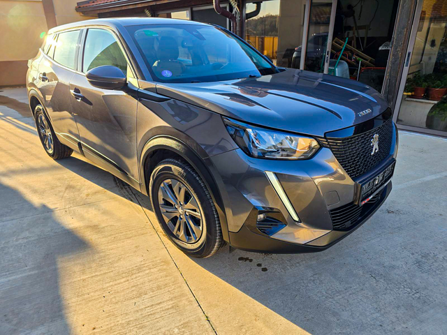 Peugeot 2008 1.2 PureTech Automatic - автомобили, коли, обяви за нови и употребявани 1