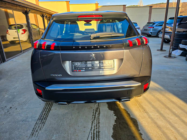 Peugeot 2008 1.2 PureTech Automatic - автомобили, коли, обяви за нови и употребявани 5