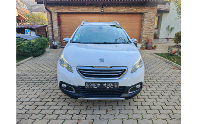 peugeot-2008-1-6e-hdi-allure-navigatsiya-kozha - 1