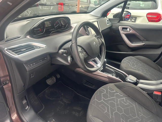 Peugeot 2008 АВТОМАТИК 1.6 ШВЕЙЦАРИЯ - автомобили, коли, обяви за нови и употребявани 8