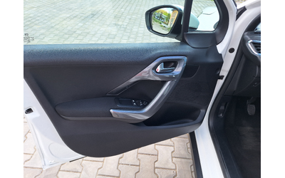 Peugeot 2008 1600кб.Дизел - автомобили, коли, обяви за нови и употребявани 9