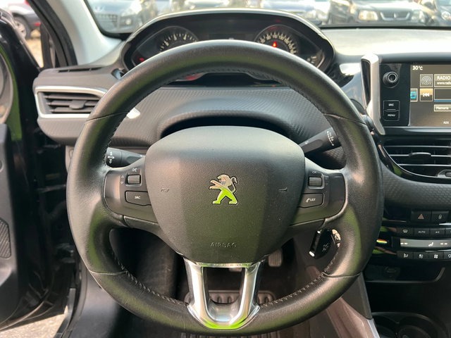 Peugeot 2008 1.2i-82к.с. PureTech EURO6B/ FACELIFT/ Парктроник - автомобили, коли, обяви за нови и употребявани 12