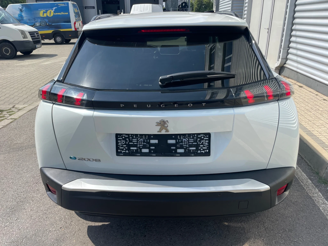 Peugeot 2008 НОВ+ ГАРАНЦИЯ+ 100%ELECTRIC+ 54kWh+ 136HP+ ALLURE - автомобили, коли, обяви за нови и употребявани 3