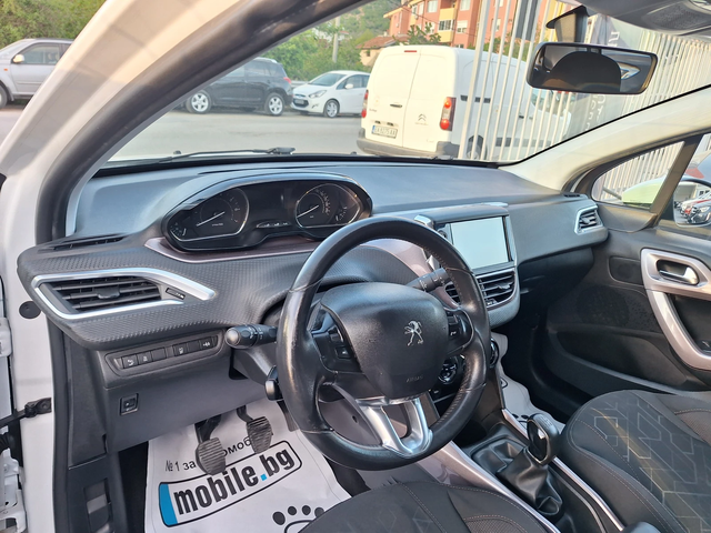 Peugeot 2008 1.2 NAVI - автомобили, коли, обяви за нови и употребявани 12