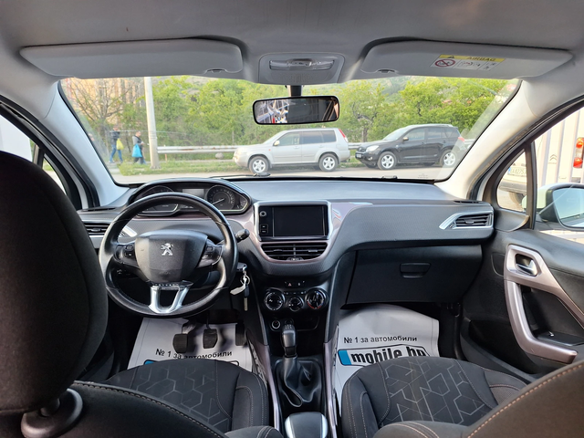Peugeot 2008 1.2 NAVI - автомобили, коли, обяви за нови и употребявани 9
