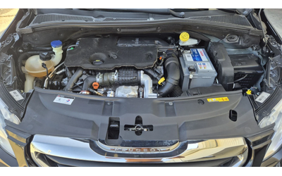 Peugeot 2008 1.6HDI 92к.с. - автомобили, коли, обяви за нови и употребявани 16