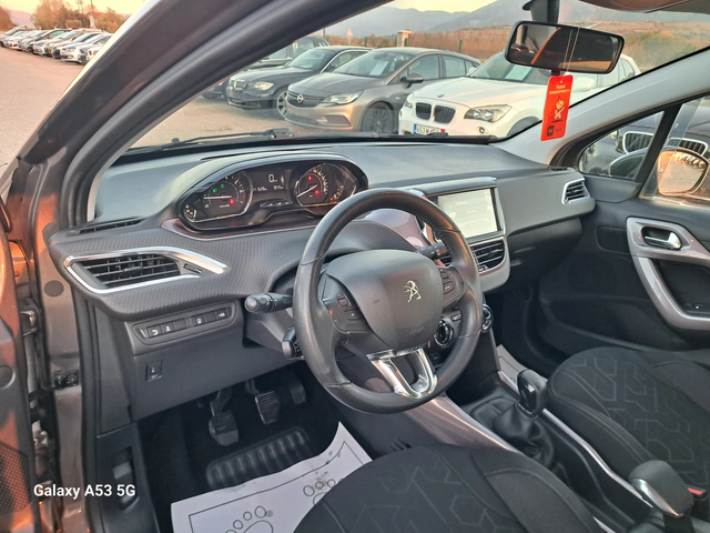 Peugeot 2008 1, 2 i - автомобили, коли, обяви за нови и употребявани 12