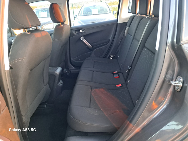 Peugeot 2008 1, 2 i - автомобили, коли, обяви за нови и употребявани 15