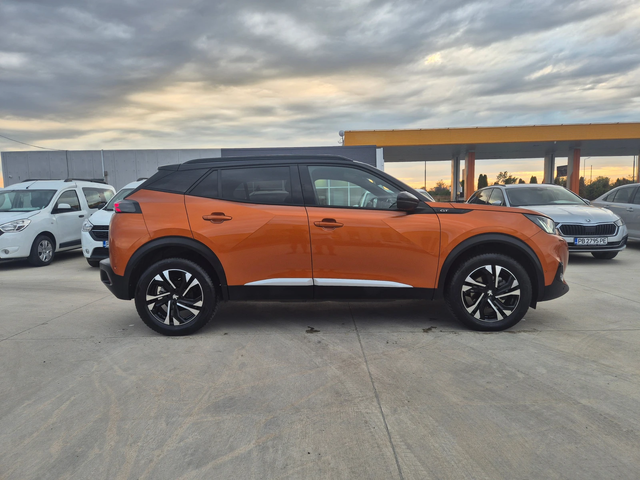Peugeot 2008 GT Line 3D DIGITAL /PANORAMA/ 130кс - автомобили, коли, обяви за нови и употребявани 5