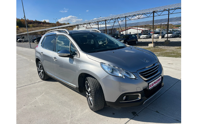 Peugeot 2008 1.2 PureTech Euro6B!! Allure!! - автомобили, коли, обяви за нови и употребявани 8