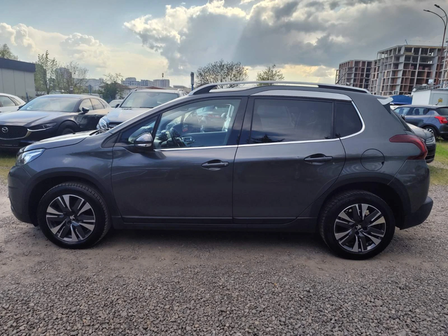 Peugeot 2008 1.2 PureTech Allure, 110 к.с - автомобили, коли, обяви за нови и употребявани 2