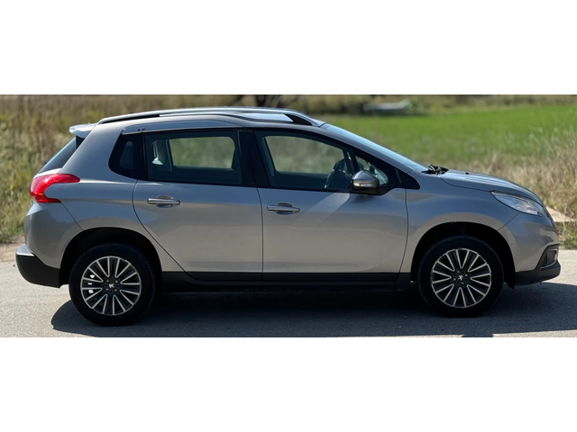 Peugeot 2008 1.6HDI / 75кс - автомобили, коли, обяви за нови и употребявани 3