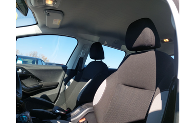 Peugeot 2008 1.2 - автомобили, коли, обяви за нови и употребявани 12