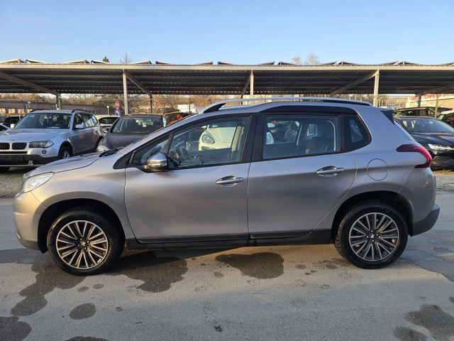 Peugeot 2008 1.2Бензин 82к.с. 84хил.км. - автомобили, коли, обяви за нови и употребявани 6