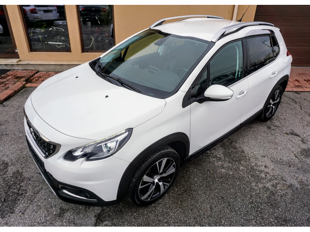 Peugeot 2008 1.2i PURETECH  ALLURE - автомобили, коли, обяви за нови и употребявани 0