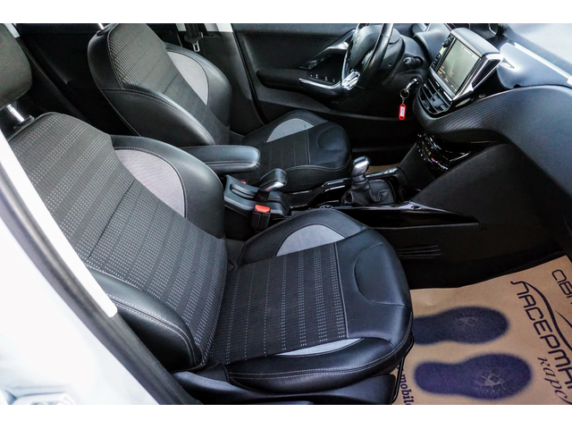 Peugeot 2008 1.2i PURETECH  ALLURE - автомобили, коли, обяви за нови и употребявани 10