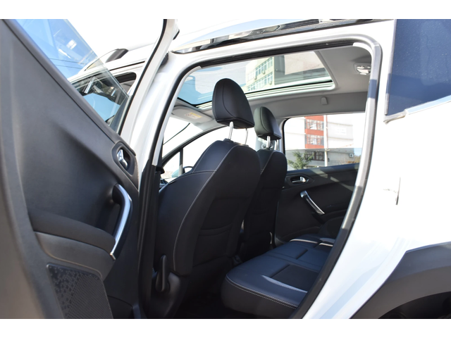 Peugeot 2008 AUTOMAT* 48000KM!!! - автомобили, коли, обяви за нови и употребявани 11