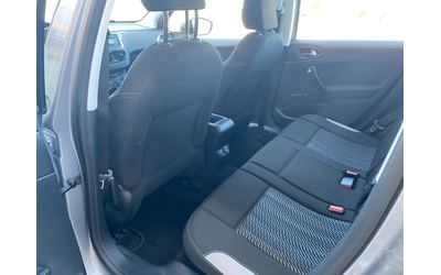 Peugeot 2008 1.2 i - автомобили, коли, обяви за нови и употребявани 12