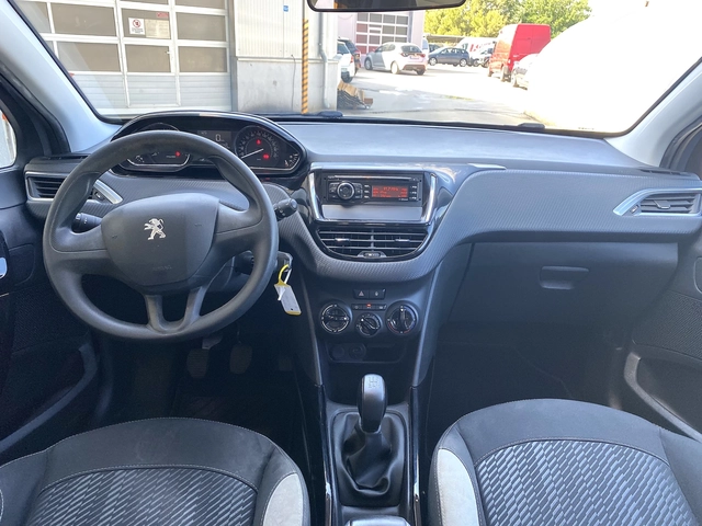 Peugeot 2008 1.2 i - автомобили, коли, обяви за нови и употребявани 15