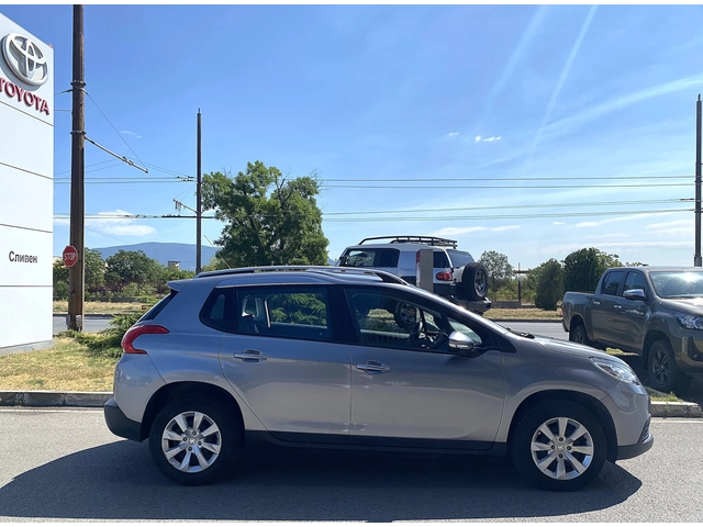 Peugeot 2008 1.2 i - автомобили, коли, обяви за нови и употребявани 2