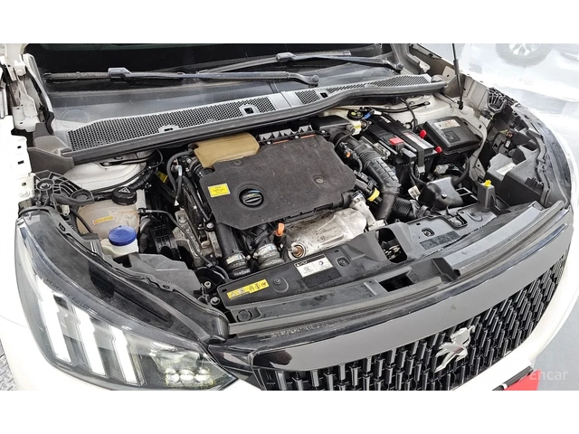 Peugeot 2008 BlueHDi* GT* FULL ЗА МОДЕЛА* ДИСТРОНИК* ЦЕНА ДО БГ - автомобили, коли, обяви за нови и употребявани 5