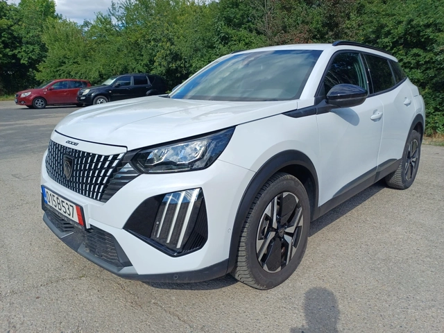 Peugeot 2008 1.2 HYBRID ALLURE - автомобили, коли, обяви за нови и употребявани 0