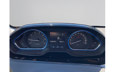Peugeot 2008 ALLURE 1.2 e-THP 110 EAT6 STT EURO6 - автомобили, коли, обяви за нови и употребявани 13