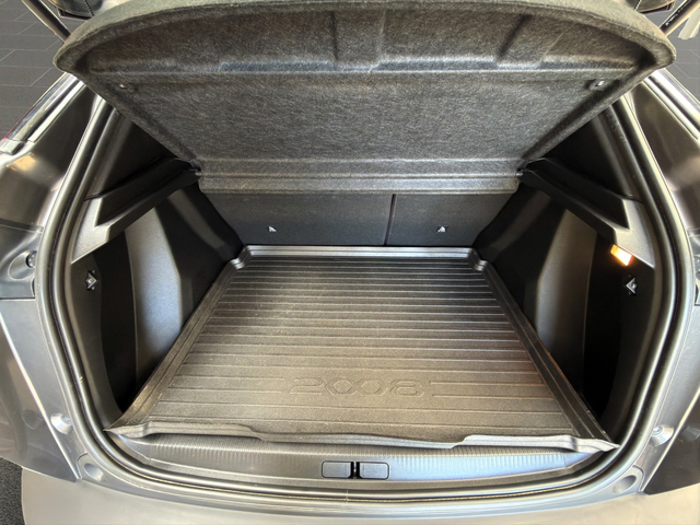 Peugeot 2008 ALLURE PACK 1,5 BlueHDi 130 EAT8 EURO6 - автомобили, коли, обяви за нови и употребявани 12