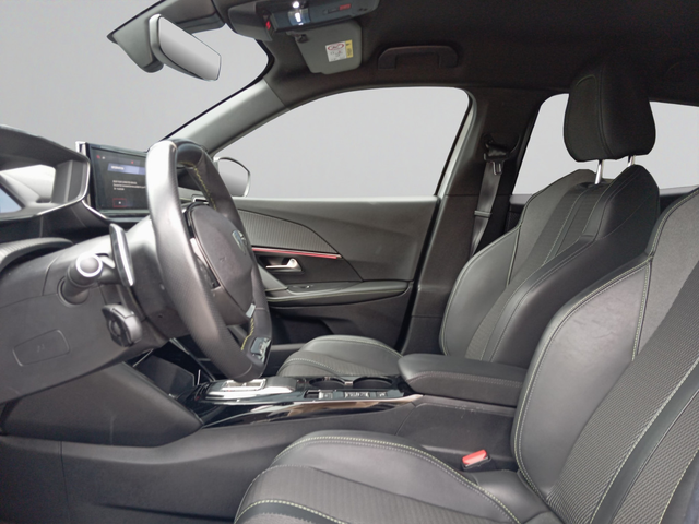 Peugeot 2008 GT 1.2 PureTech 130 EAT8 EURO 6.4 - автомобили, коли, обяви за нови и употребявани 10