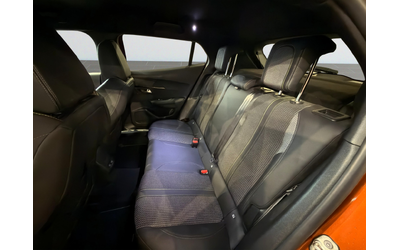 Peugeot 2008 GT 1.2 PureTech 130 EAT8 EURO6 - автомобили, коли, обяви за нови и употребявани 11